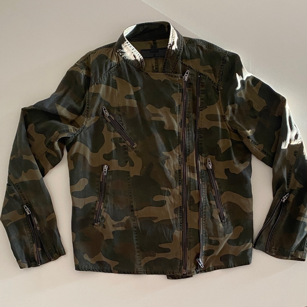 BLANK NYC Lightweight Stylish Camo Jacket